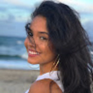 Meet your Posher, Camila